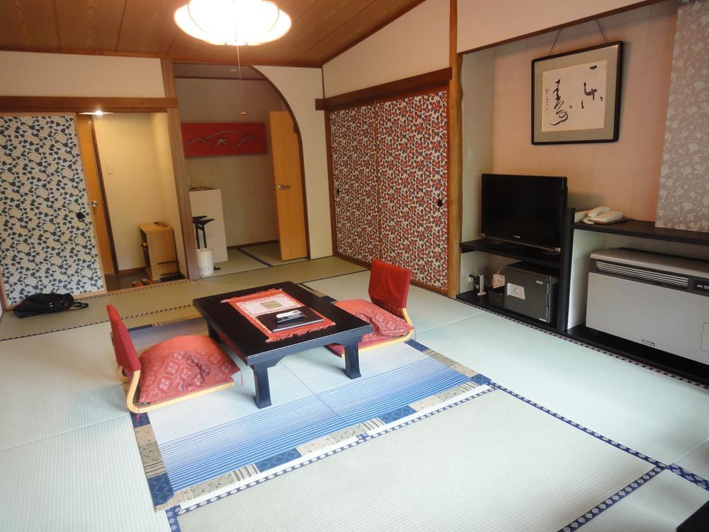 Ryokan Kiritani Hakoneso Rom bilde